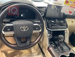 تۆیۆتا لاند کروزەر